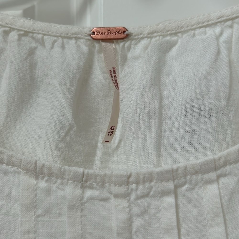 FREE PEOPLE Lilia Pintuck NWT shirt sz XS - Picture 5 of 6